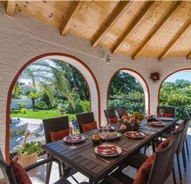 4 Bedroom Villa with Pool and Annex near Porec, Sleeps 8